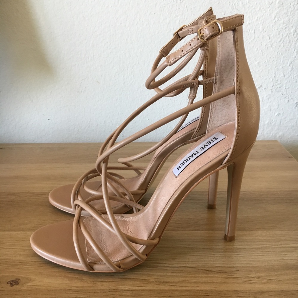 Steve Madden nude strappy sandals heels sz 9